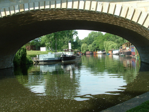 House boats