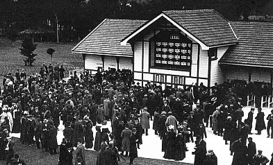 Early Trentham Tote House(Click the thumbnail to see the original image)