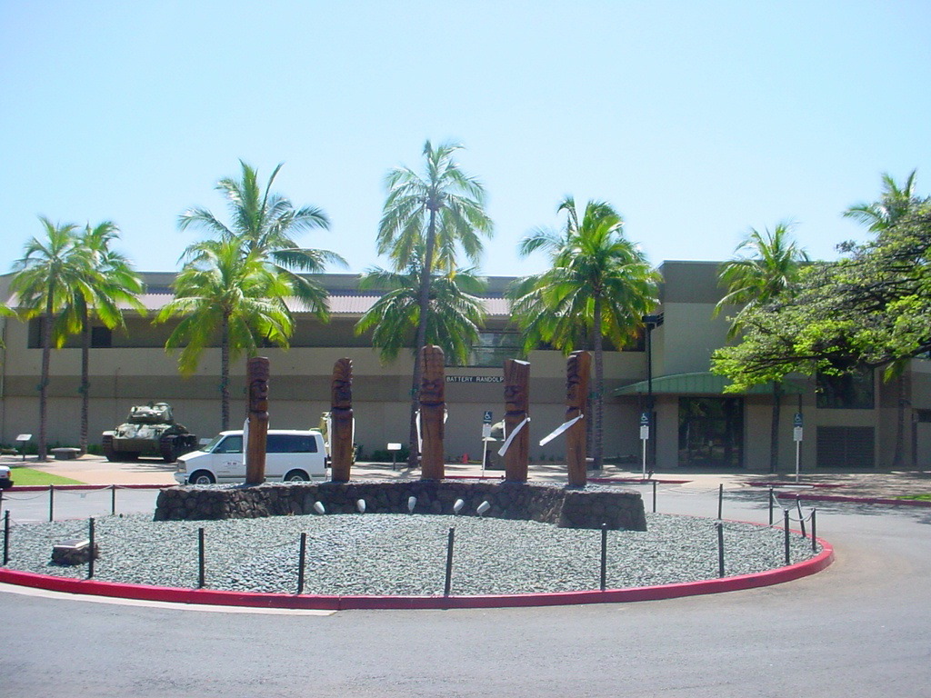 warmuseum1.jpg